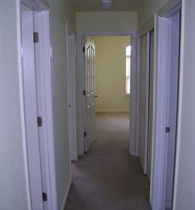 3rd image of 1693 Mills Dr