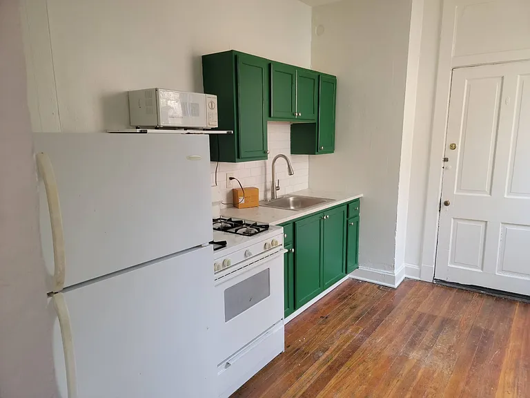 3467 Brookline Ave #1B — Photo 6