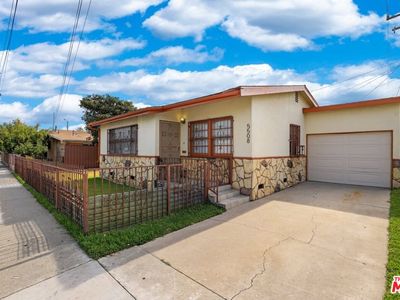 5508 Loma Vista Ave, Maywood, CA 90270 | Zillow