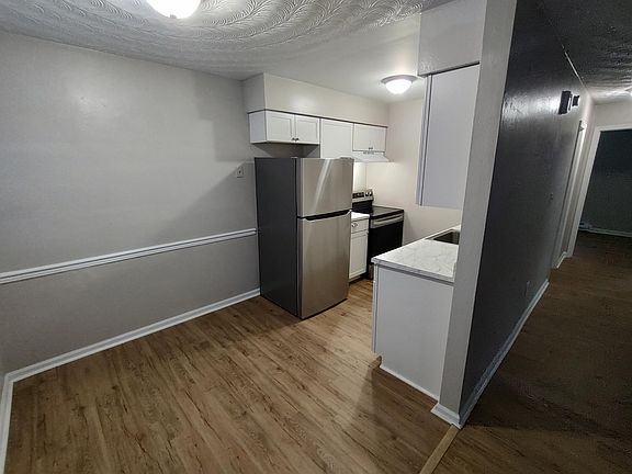 2nd image of 9528 4th Bay St #4