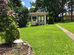 105 Highfield Rd, Butler, PA 16001