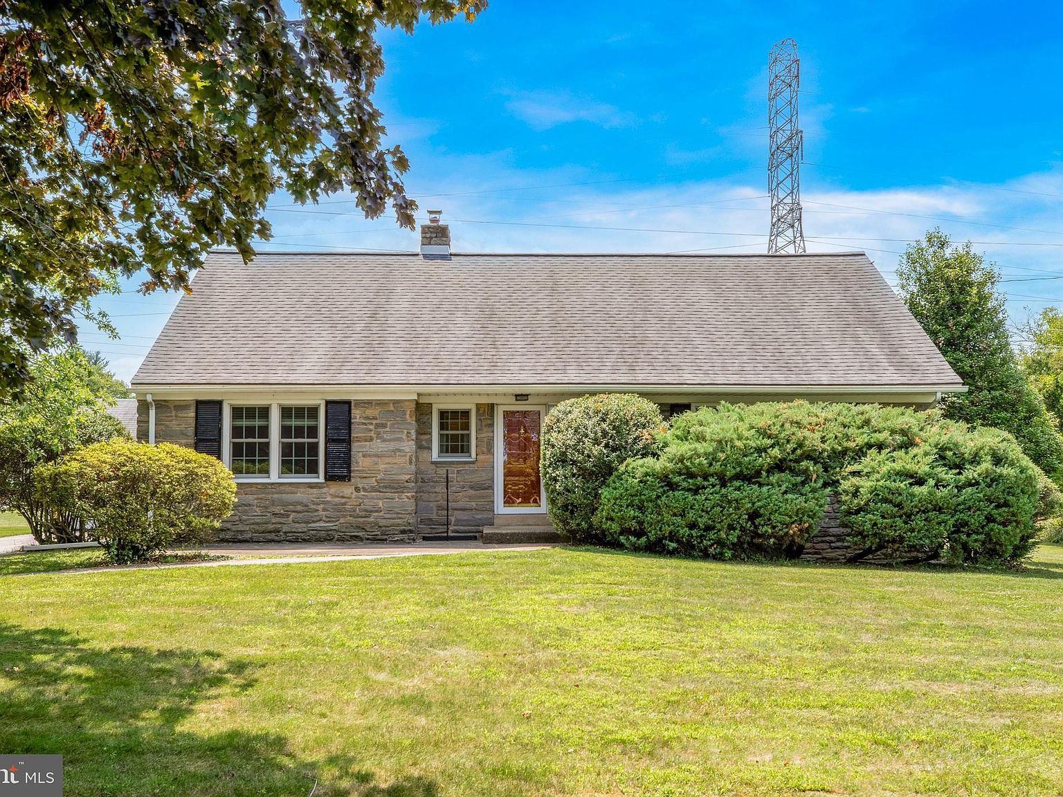 1362 Cherry Ln, Blue Bell, PA 19422 | Zillow