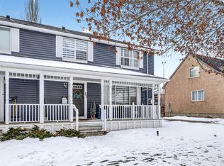 63 N Amiens Cres SW, Calgary, AB T2T6E9