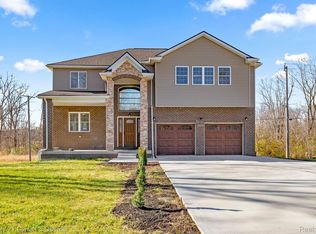 6140 Whittaker Rd, Ypsilanti, MI 48197