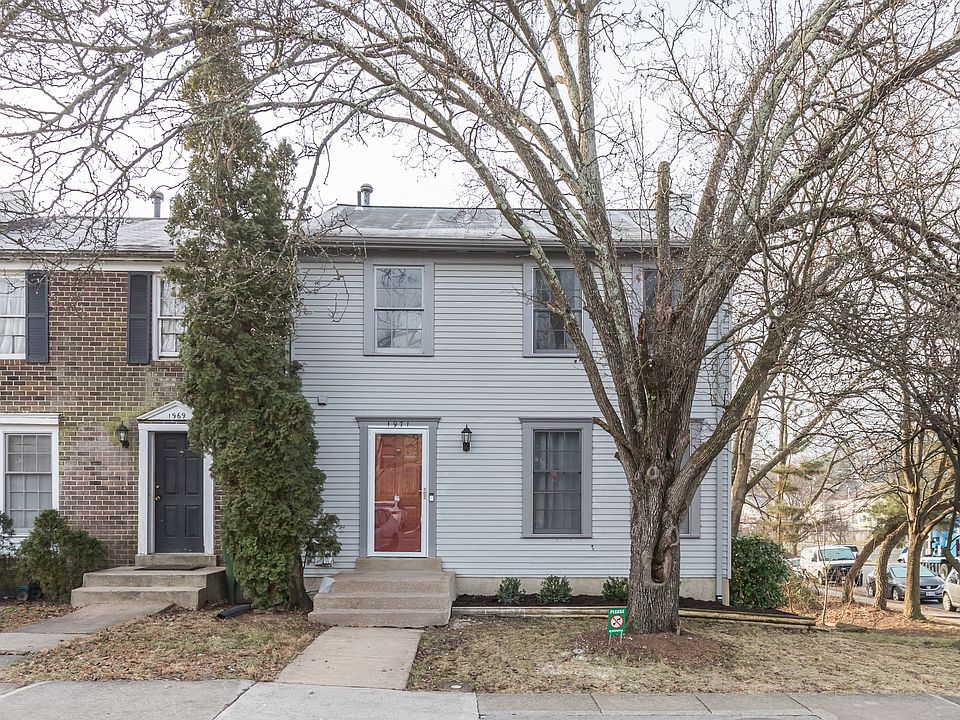 1st image of 1971 Fountainbrook Ct