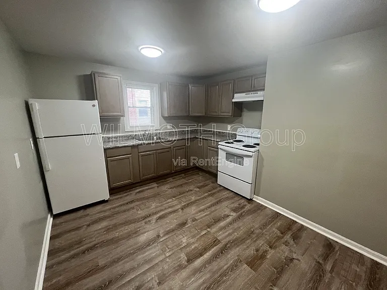 210 Whitlock Ave #A — Photo 5