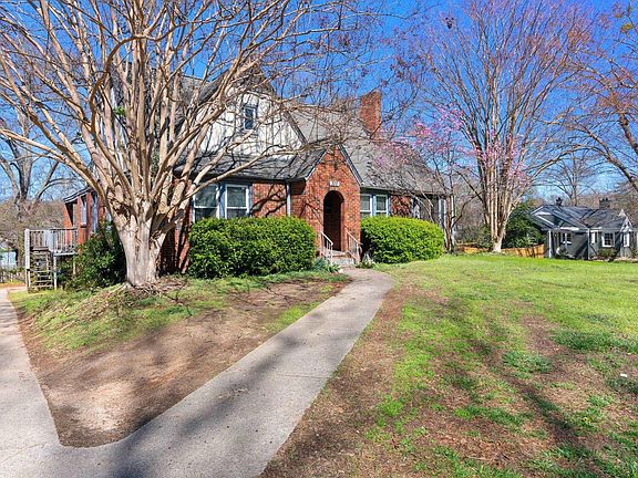 3rd image of 300 W Faris Rd