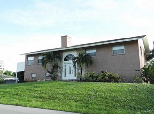 2290 N 25th St, Fort Pierce, FL 34946