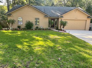 6189 Island Forest Dr, Fleming Island, FL 32003