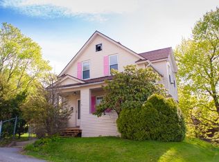 8 Dixon Ave, Worcester, MA 01605