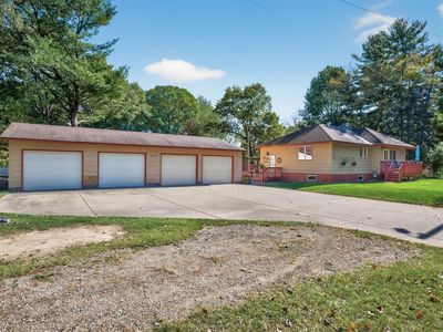 414 Grove Rd NE, East Bethel, MN, 55092