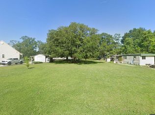 10599 Village Rd, Saint Amant, LA 70774