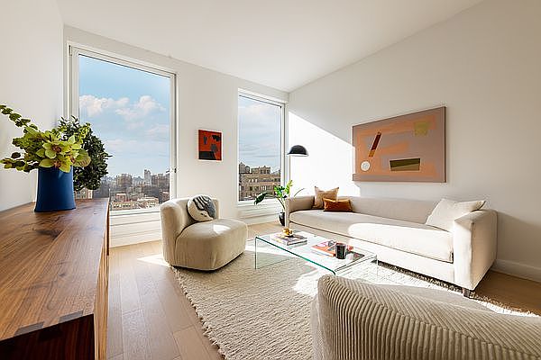 1st image of 225 W 28th St APT 7E