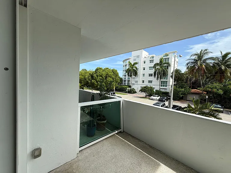 191 Bay Dr #5 — Photo 12