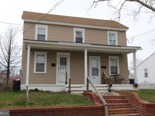 641-643 W Broad St, Gibbstown, NJ 08027