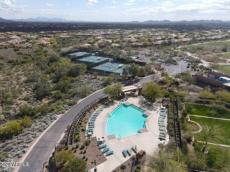 41520 N River Bend Ct — Photo 40