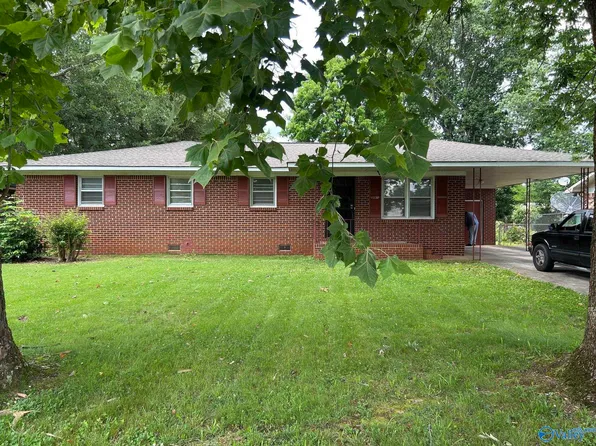 1220 8th St SW, Decatur, AL 35601