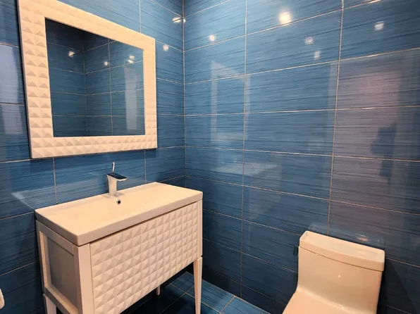 2229 East 26th Street image 6 of 20