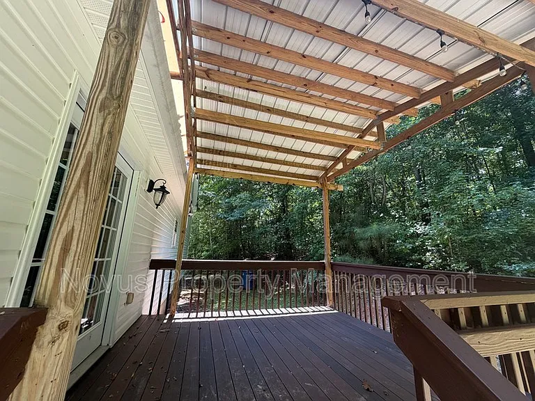214 Farmington Trce — Photo 3