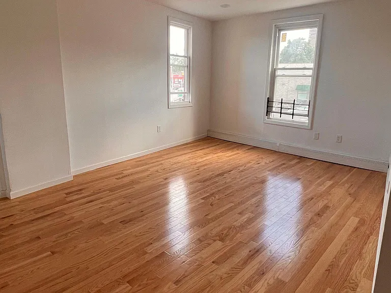 190 Clinton Ave #2 — Photo 3