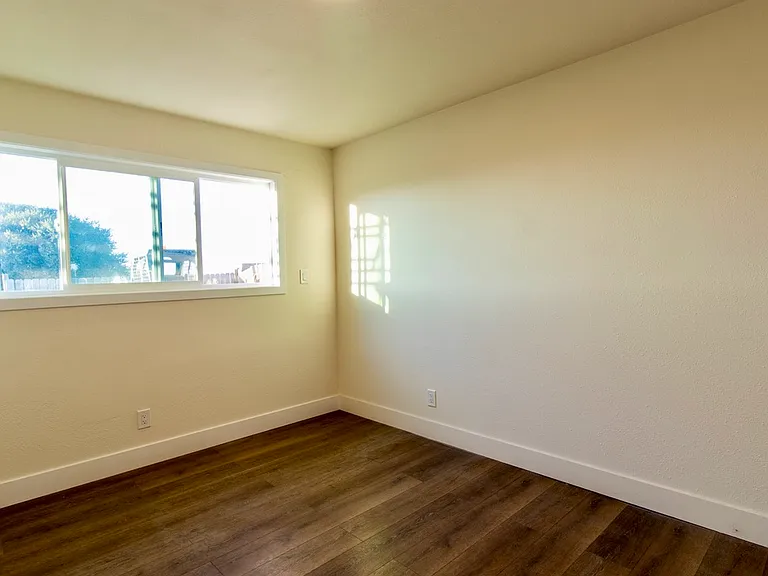 1771 Tulane Ave — Photo 18