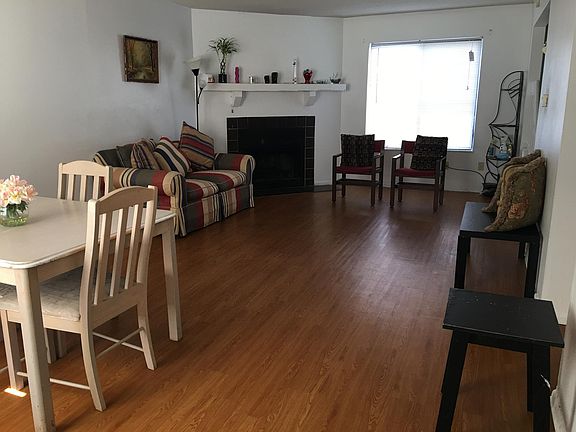 4th image of 3338 Peppermill Dr