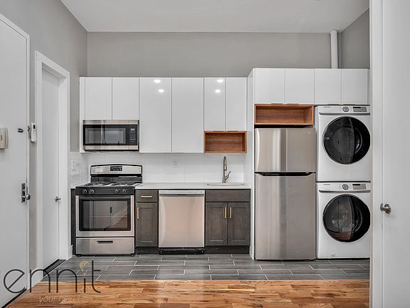 3rd image of 553 E 26th St #3F