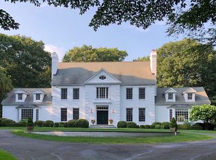 11 Old Country Rd, Woodbridge, CT 06525