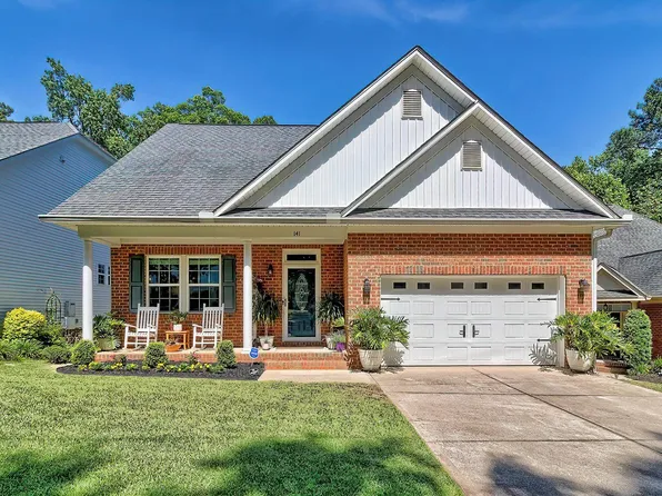 141 Giaben Dr, Lexington, SC 29072