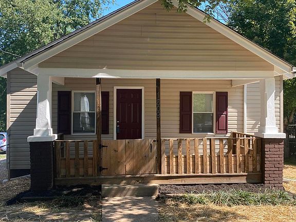 2nd image of 1809 McClung Ave