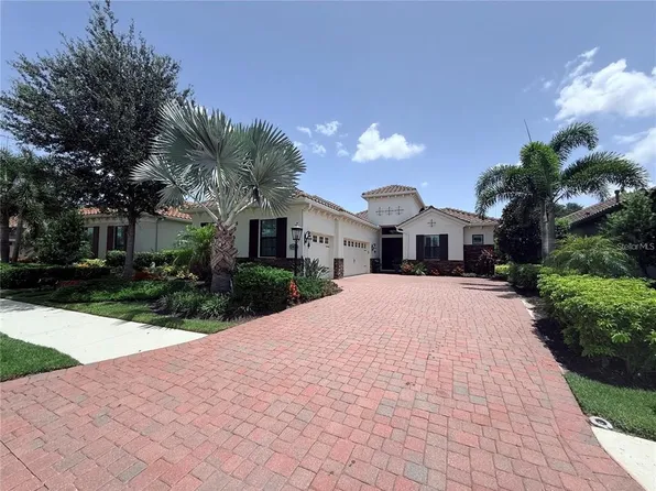 15618 Castle Park Ter, Lakewood Ranch, FL 34202