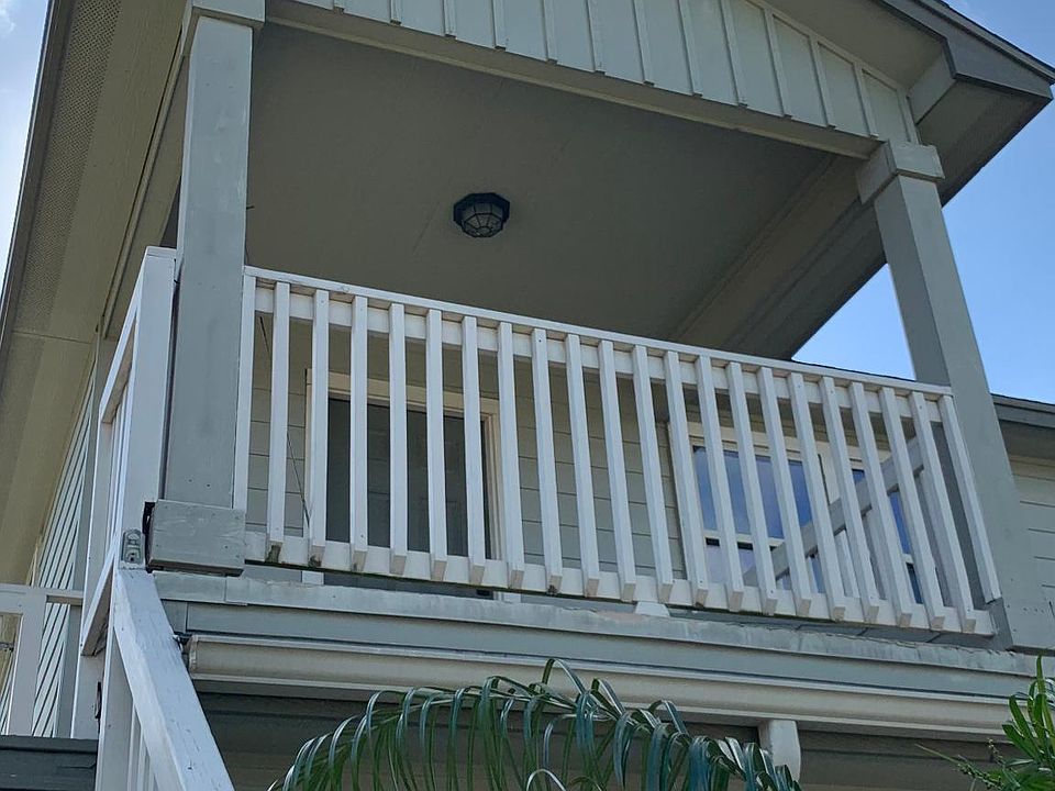 1st image of 2625 Johanna St