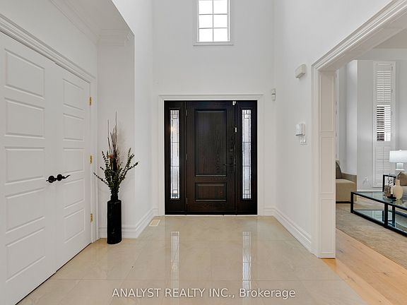 4th image of 43 Carstad Cres