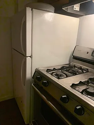 Rented by Bond New York | media 6