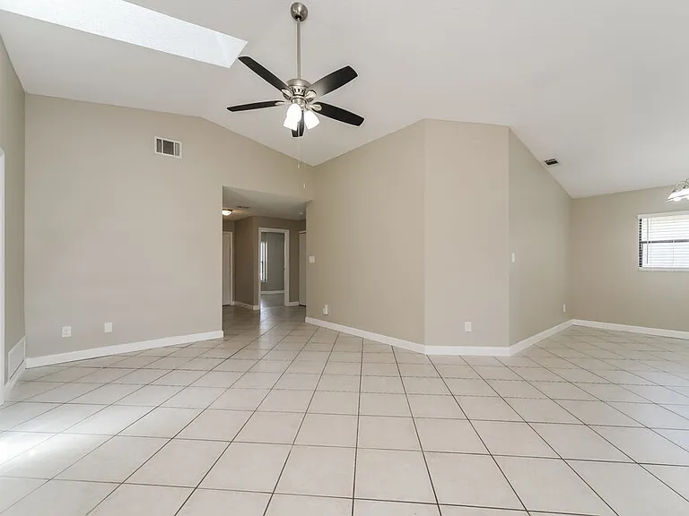 3422 Burlington Dr — Photo 6
