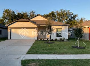 106 Southgate Dr, Terrell, TX 75160