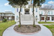 Laguna Harbor Estate Blvd-001.jpg