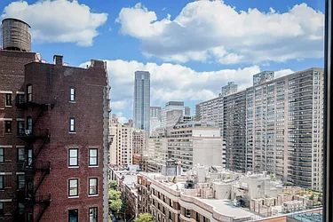 Rented by Nest Seekers International