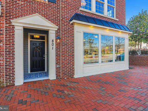 2nd image of 801 Skippers Ln