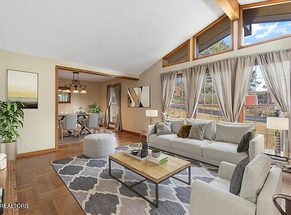 4th image of 5305 SW Jonathan Way