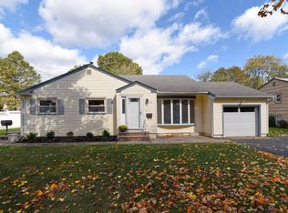 27 New Brook Ln, Springfield, NJ 07081