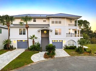 29 Garden Bay Ct, Miramar Beach, FL 32550