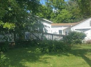 2223 W 29th St, Davenport, IA 52804