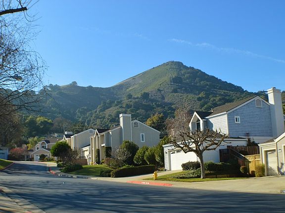 2nd image of 755 Oak Park Dr