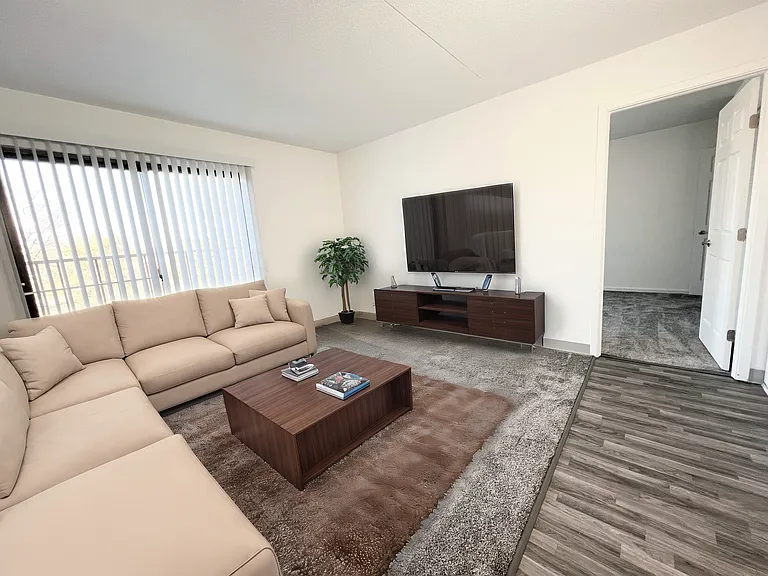 Cedar Place Apartments — Photo 9
