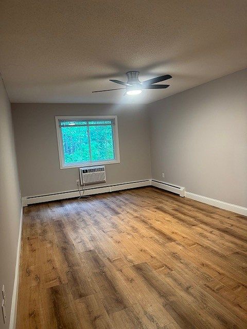 2nd image of 65 Oaklawn Ave #114