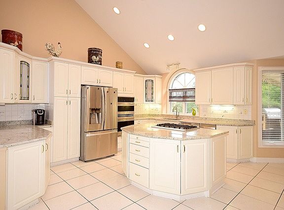 2nd image of 393 Crestwood Ct
