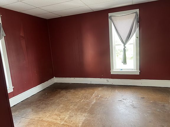 5th image of 234 Pine St #234
