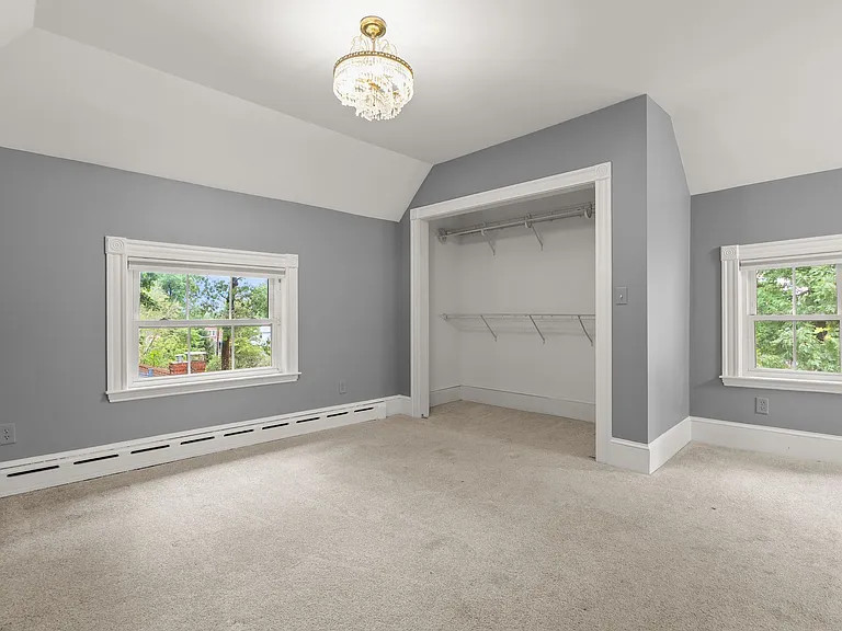 103 Hollis Ave — Photo 23