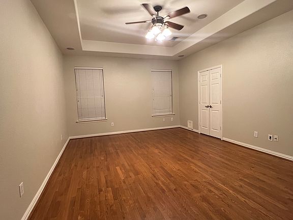 3rd image of 5439 Childress Dr
